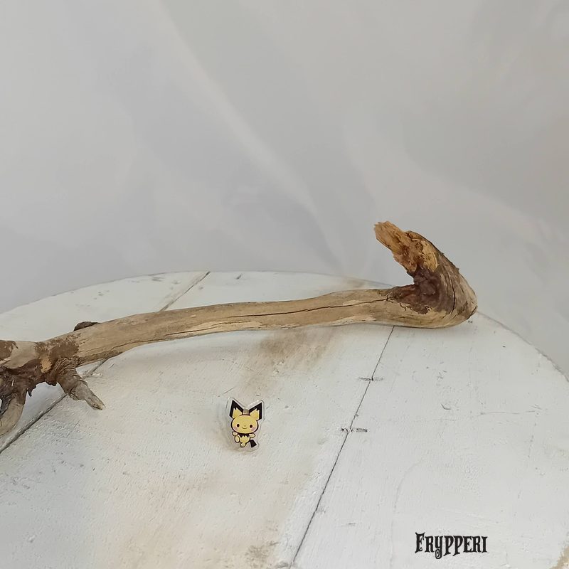 Orecchino Pichu acrilico fan art