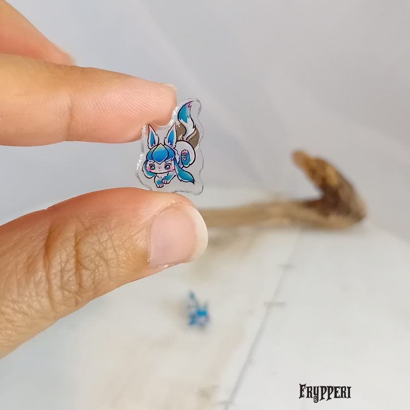 Orecchino Glaceon acrilico fan art Orecchino Glaceon acrilico fan art