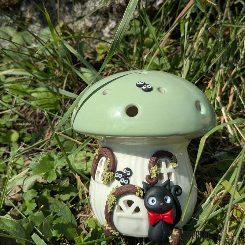 Funghetto luminoso Gatto nero Jiji